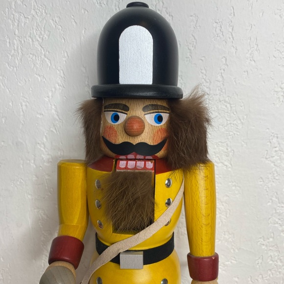 Stracoland Colmnitz Nutcracker Officer No Cannon 15” Handmade from Germany - Picture 2 of 11
